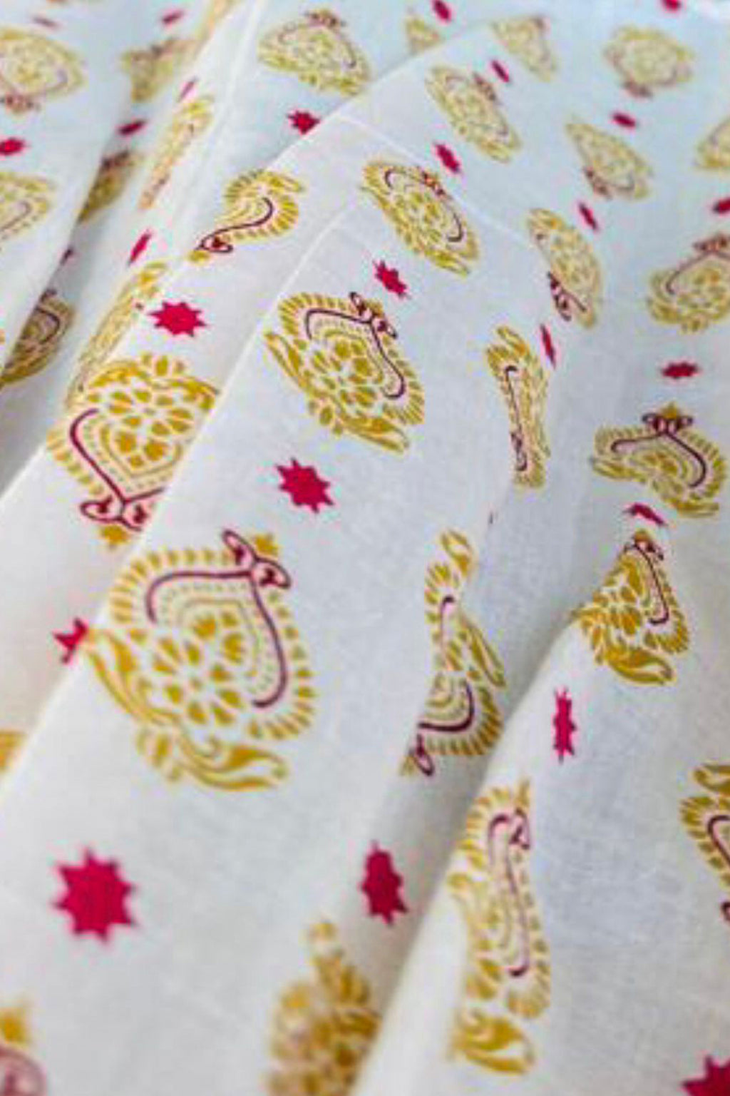 Rayon white Flared Aliacut top